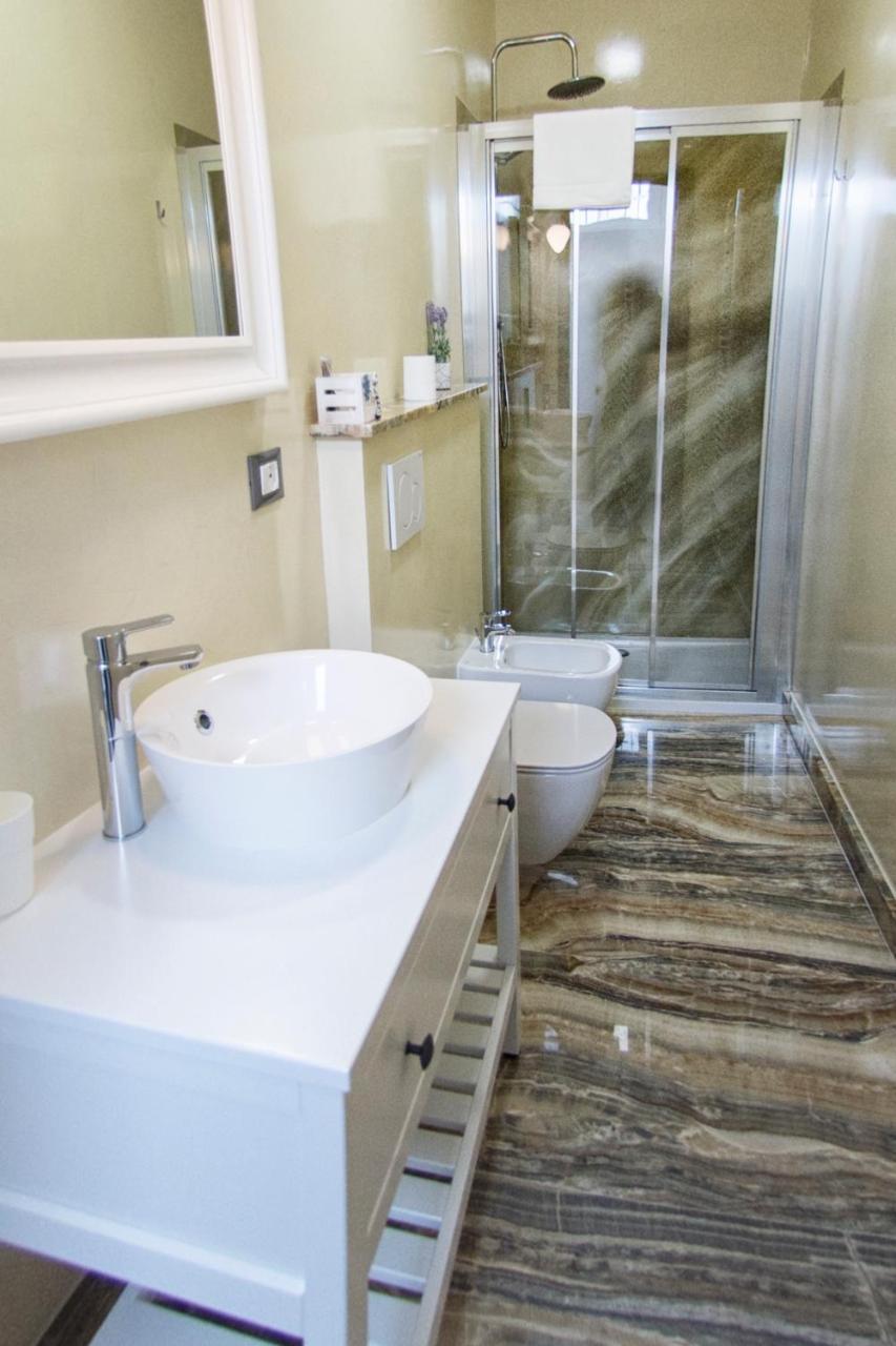 Marbianco B&B Marina Di Carrara Ngoại thất bức ảnh